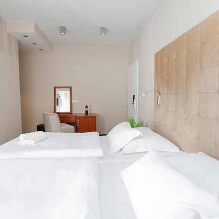 Hotel Bozikovina 3 Ποντστράνα Εξωτερικό φωτογραφία
